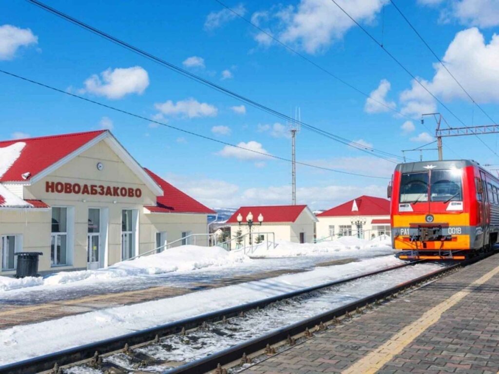 Вокзал Новоабзаково, станция