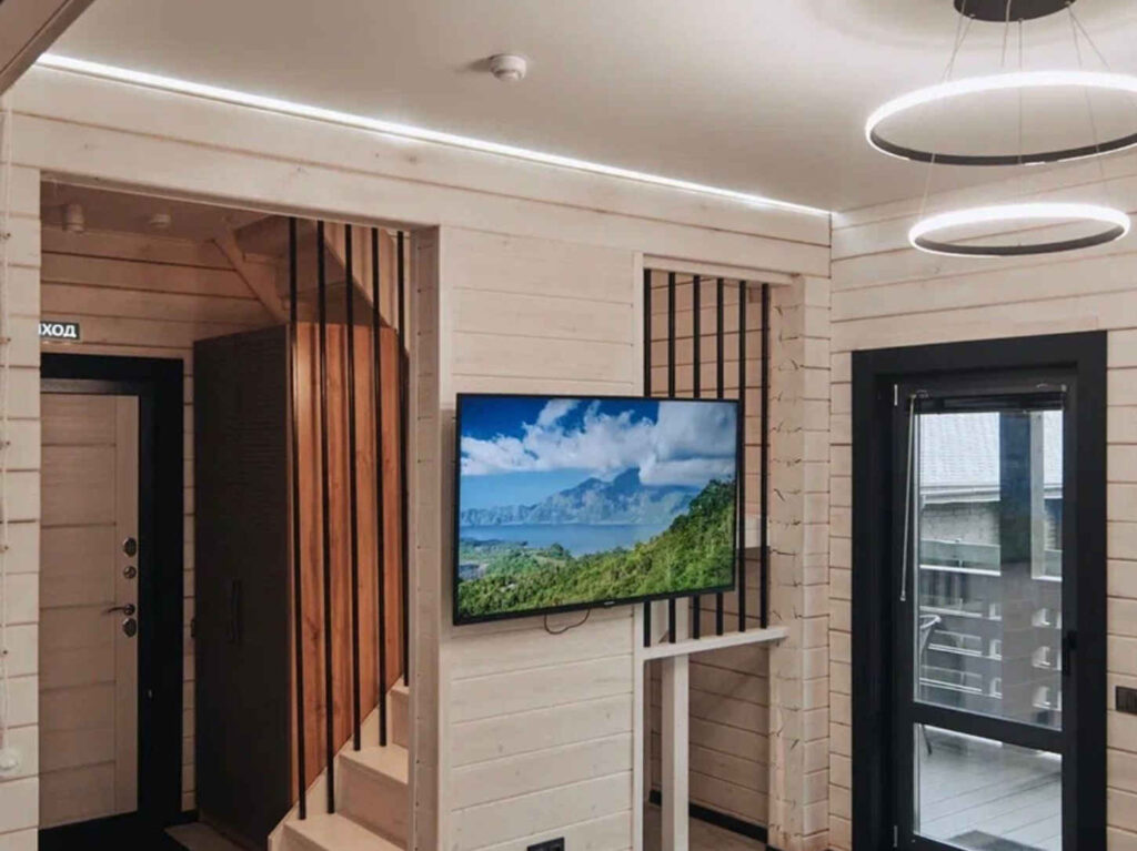 Интерьер коттеджа с бассейном, Абзаково, Башкирия