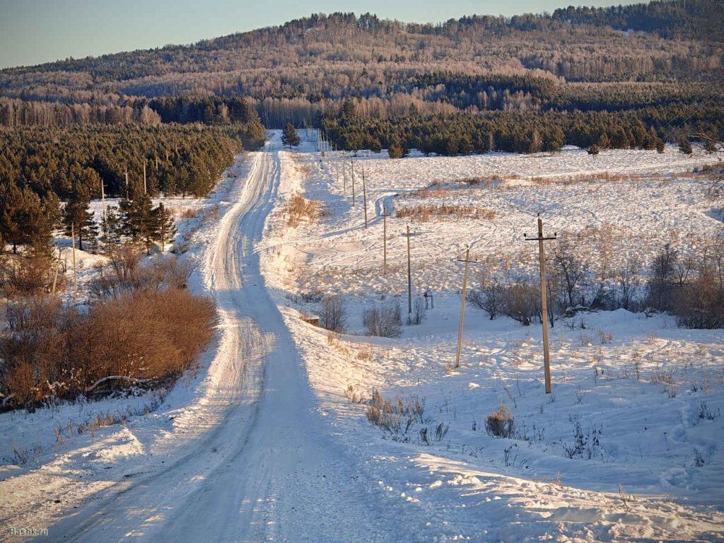 Дорога на Николаевку для посещения горы Баштур